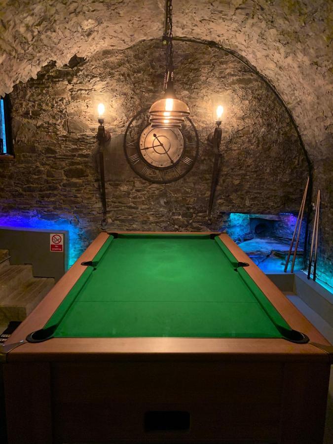 霍伊克Branxholme Castle别墅 外观 照片